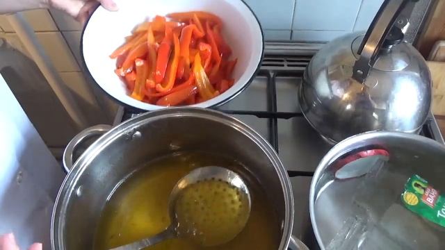 СЛАДКИЙ ПЕРЕЦ В ГОРЧИЦЕ. смотреть онлайн