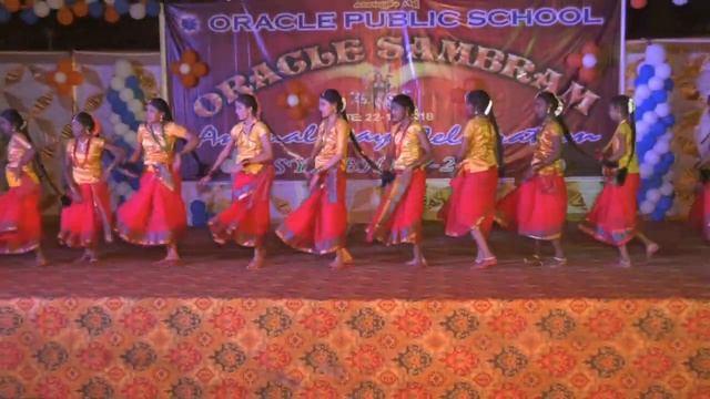 Nepali Dance from 8th Std Girls / Oracle Public School смотреть онлайн