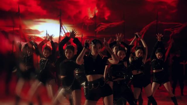 [MV] 이달의 소녀 (LOONA) "PTT (Paint The Town)" смотреть онлайн