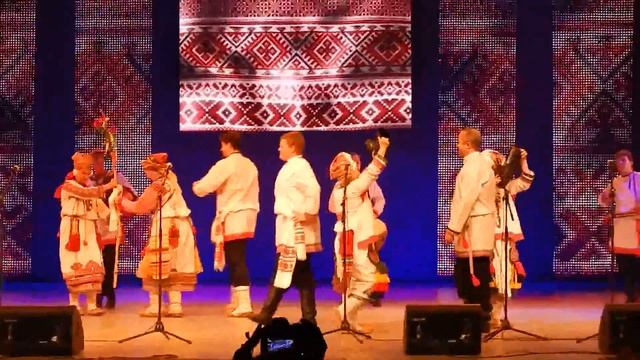 Копия видео "Мордовский обряд наряжания жениха и невесты." смотреть онлайн