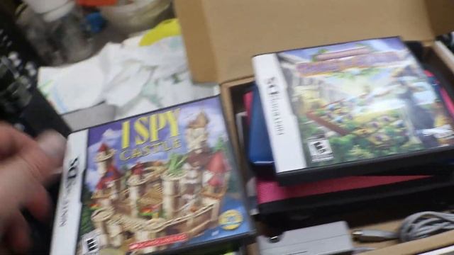 I Few Outdoor Market Buy Ins / Nintendo DS XL / Xbox 360 смотреть онлайн