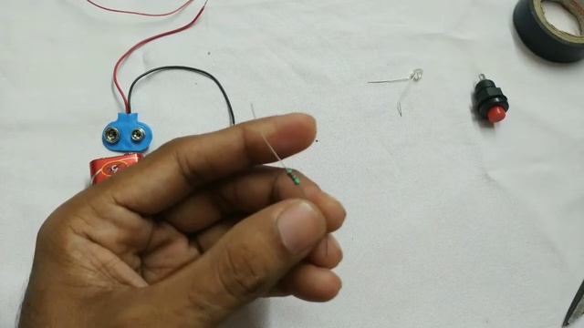 Life Hacks Multi-purpose Torch смотреть онлайн