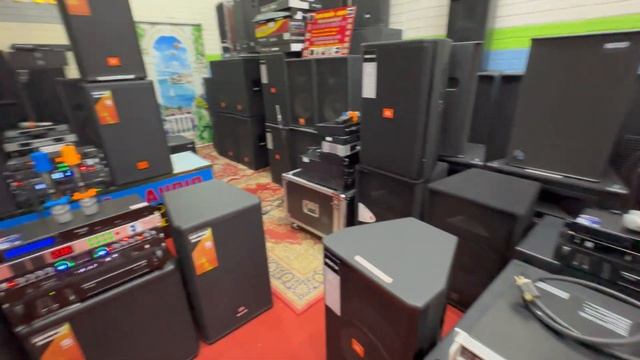 Loa JBL 715. 615. 515 . 512 súp 718s. 618s смотреть онлайн