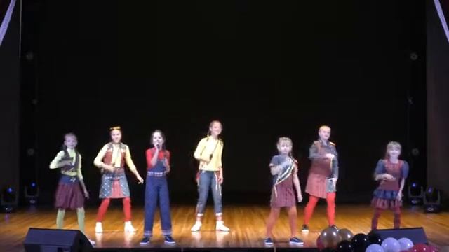 #ИнтернетконкурсMIX Образцовый коллектив вокально-танцевальная шоу - студия "Крошка Енот", смотреть онлайн