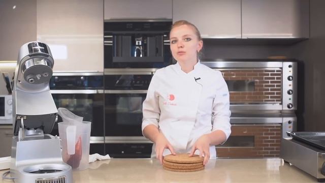Тарталетка с абрикосами, клюквенным кули и фисташковым кремом смотреть онлайн
