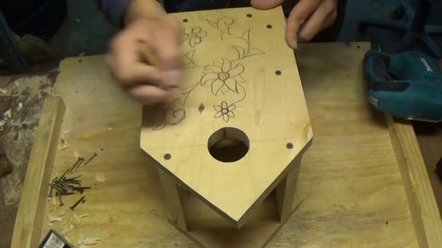 Скворечник. Домик для птиц с узором смотреть онлайн