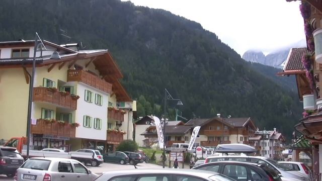 Italy, Canazei смотреть онлайн