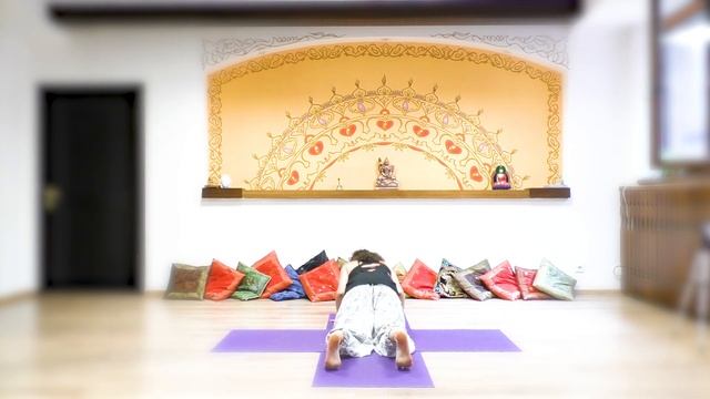 Сурья Намаскар смотреть онлайн