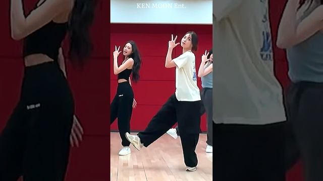 ITZY CAKE RYUJIN Focus (Mirrored Dance Practice)