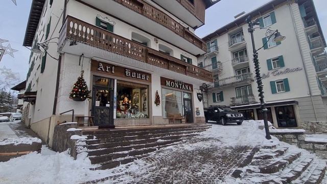 WALK in CORTINA DAMPEZZO Italy  moview travel