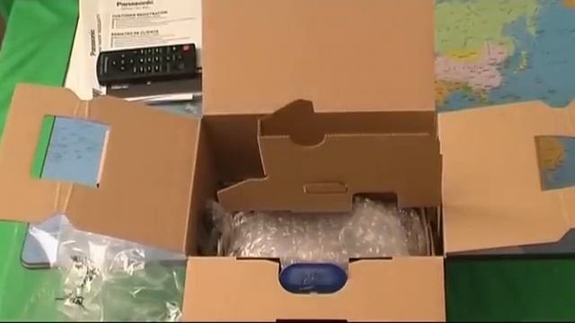 Unboxing a new Panasonic HDC-SD700 (like HDC-TM900, HDC-TM700 and HDC-HS700) смотреть онлайн