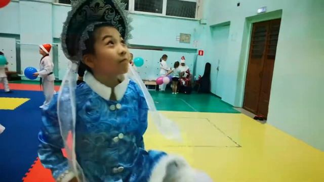 #сновымгодом #новогодняятренировка #поздравления Новогодний беспредел для наших спортсменов смотреть онлайн