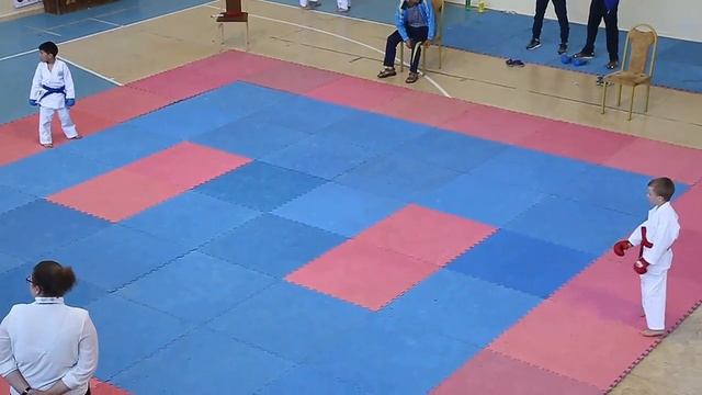 Карате, Дети 6-7 лет | Кубок Иссык-Куля 2017 смотреть онлайн