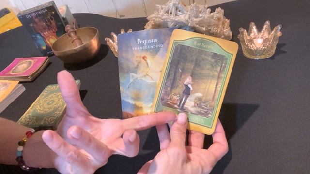 ?Decisions, Decisions… One Path is Golden & it’s NOW Time to Choose ? #tarot смотреть онлайн