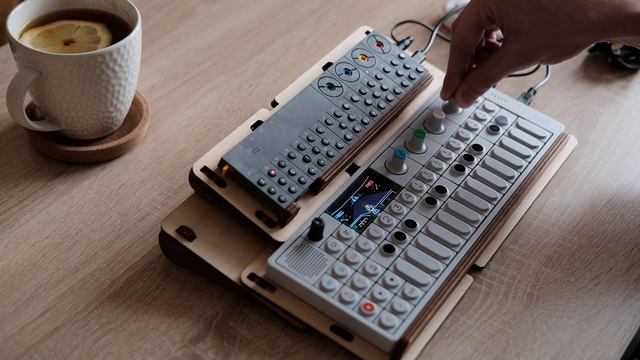 Teenage Engineering OP-Z / OP-1 смотреть онлайн