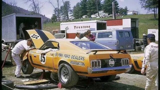 Rare!! Boss 302 Bud Moore “Mini-Plenum” Intake. Ford Boss 302 TA intake смотреть онлайн