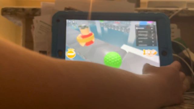 Escape The Golf Course Obby смотреть онлайн