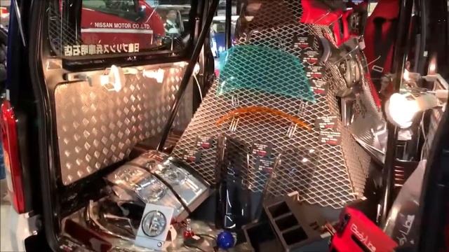 【大阪オートメッセ 2019】日産（NISSAN）NV350 キャラバン（NV350 CARAVAN）Body Line．トリコ GTの紹介 смотреть онлайн