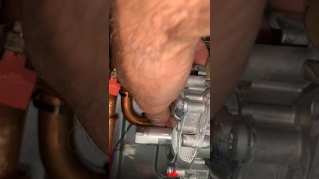 How to replace Vaillant F75 sensor смотреть онлайн