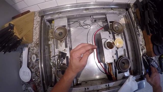 Viking / Gas Range No Spark or Flame Igniter troubleshooting. Quick Fix смотреть онлайн