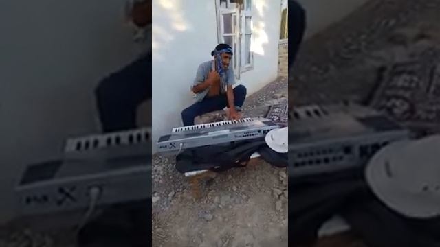 Таджик перепел Митхуна Чакраборти! смотреть онлайн