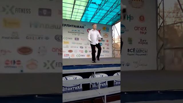 Открытия Ретро-Вечеринки С Песней Месяц май смотреть онлайн