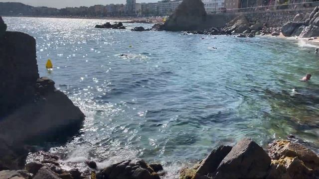 Summer Beach Walk Tours 4K / Fenals Beach 4K / Walking Tour смотреть онлайн