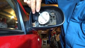 ШЕВРОЛЕТ АВЕО... Как заменить зеркальный элемент на ШЕВРОЛЕТ АВЕО Т200 Т250 Т300