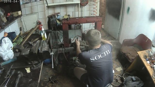 ВЕЧНЫЕ ТЯГИ НА НИВУ ИЛИ КЛАССИКУ смотреть онлайн