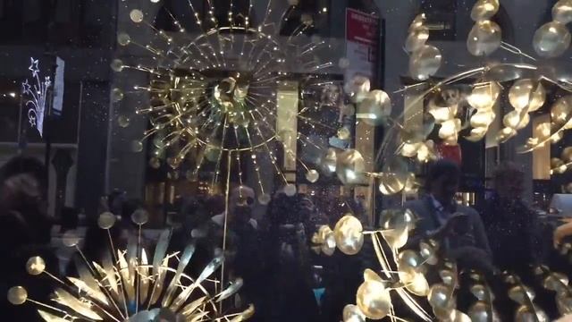 Рождественские витрины смотреть онлайн