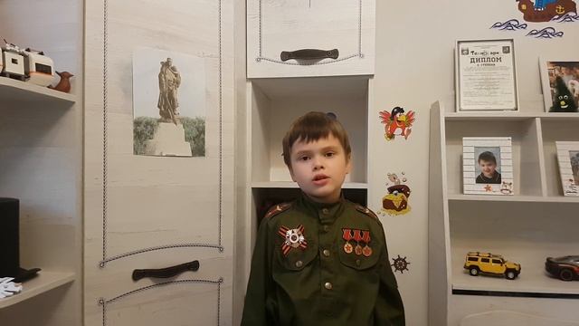 Стихотворение Георгия Рублёва -Это было в мае на рассвете. смотреть онлайн