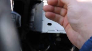 Как снять магнитолу на форд фокус 3  Вытащить диск из  дисковода и починить шлейф на Ford focus 3