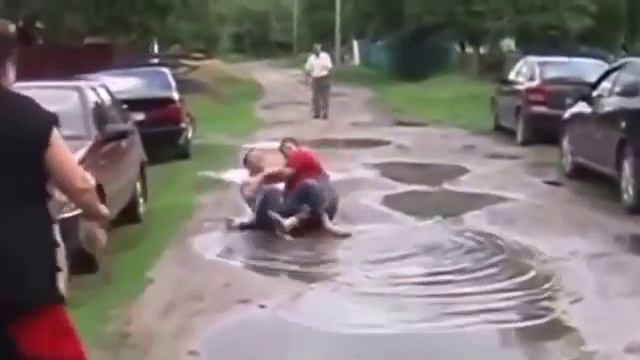 Лучшее похмелье в лужах. Второй днь свадьбы смотреть онлайн