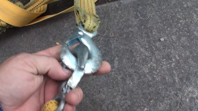 НИКОГДА НЕ СОЕДИНЯЙТЕ БУКСИРОВОЧНЫЙ ТРОС ТАКИМ ОБРАЗОМ смотреть онлайн