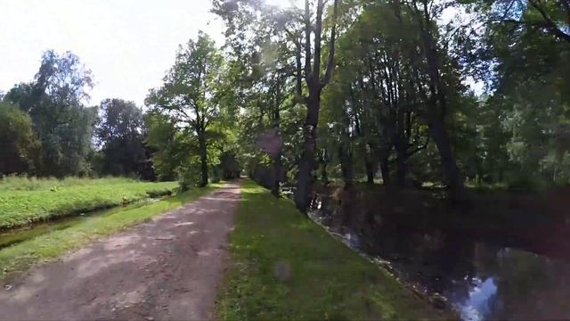 Луговой парк и Старопетергофский канал в Петергофе смотреть онлайн