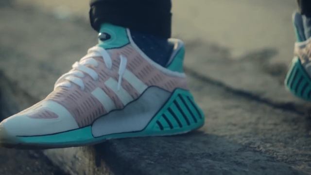 КРОССОВКИ МЕНЯЮЩИЕ ЦВЕТ? | кроссовки меняют цвет | кастомные кроссовки | меняющие цвет кроссы смотреть онлайн