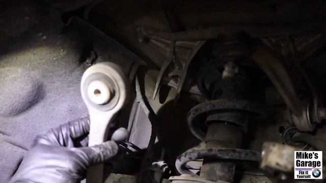 How to replace front upper control arms on AUDI A5 (G1), A4 (B8) and Q5 (G1) / DIY / ASMR смотреть онлайн