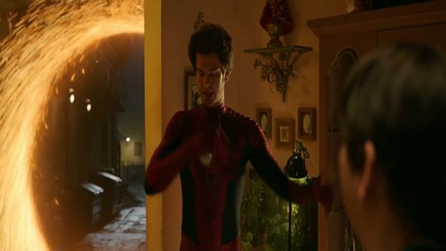 Появление Эндрю Гарфилда и Тоби Магуайра - Человек-паук: Нет пути домой (2021) смотреть онлайн