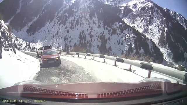 Казахстан. Дорога с БАО вниз. Nissan Juke. Март смотреть онлайн