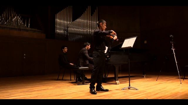 Mozart - Sonata for Piano and Violin No. 21 in e minor - I. Allegro смотреть онлайн