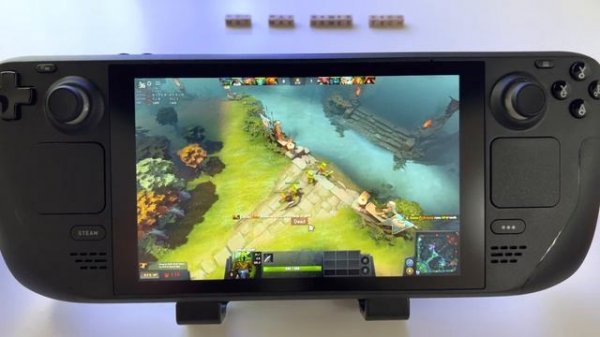 DOTA 2 - Steam Deck (512 GB model) handheld gameplay
