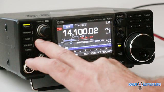 Распаковка и обзор кв трансивера ICOM IC-7300 смотреть онлайн