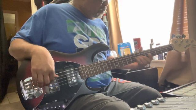 Sterling Stingray 5HH (2 Band)