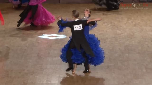 Kirill Panfilov - Victoria Kurbatova, 1/2 Viennese Waltz смотреть онлайн