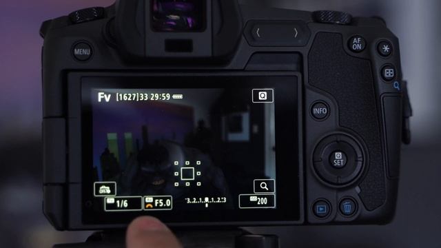 Is this NEW Canon EOS R feature a game changer? смотреть онлайн