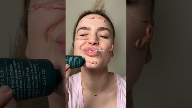 Caudalie detox mask! #grwm #cleanbeauty #skincareroutine смотреть онлайн