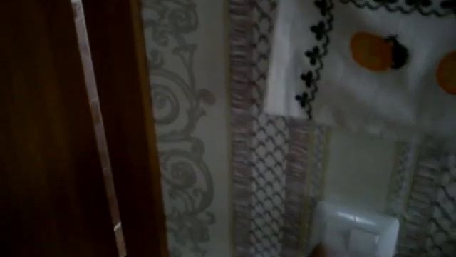 датчик движения в туалет смотреть онлайн