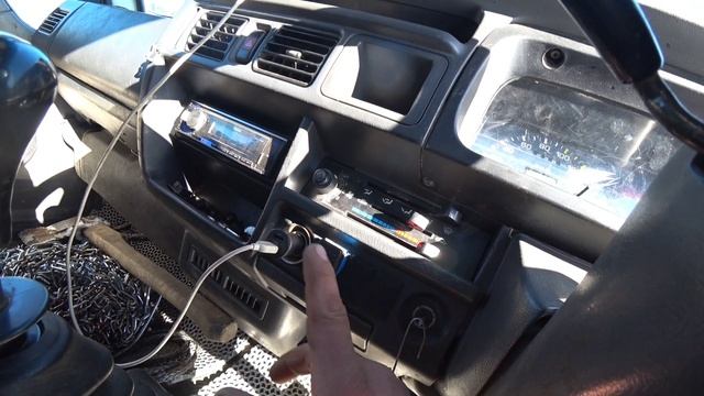 ОБЗОР MAZDA BONGO BRAWNY (ЛЕСНИК 4×4) С ЛЕБЁДКОЙ. смотреть онлайн