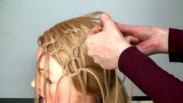 Прическа для длинных волос. Hairstyles for long hair tutorial смотреть онлайн