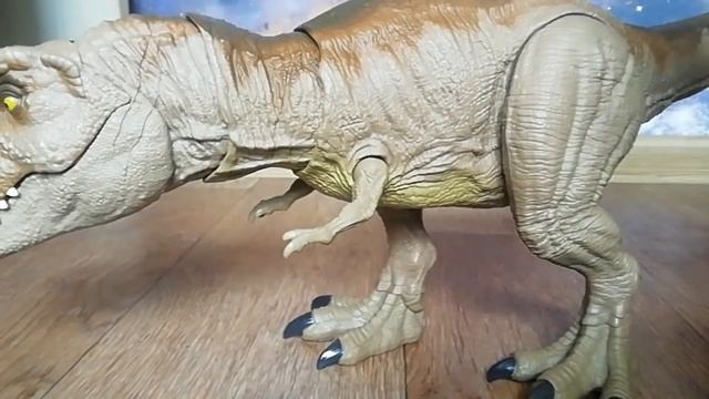 Рычащий тиранозавр рекс [от Mattel]